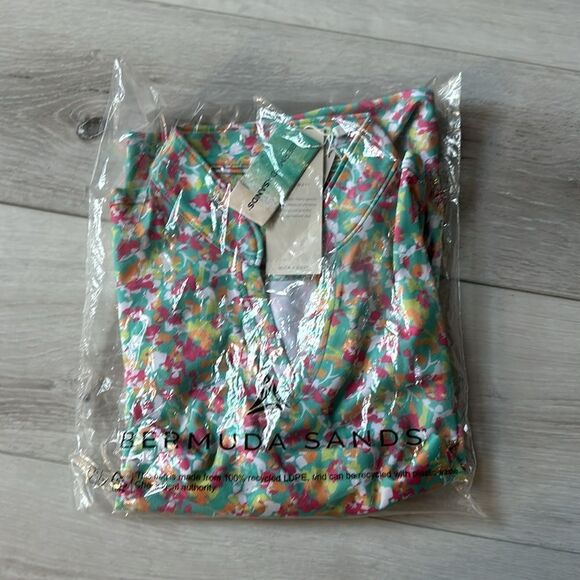 BERMUDA SANDS Monica Aquamarine Upf 50 Short Sleeve Top Mukti Color NWT in packg - Picture 3 of 5